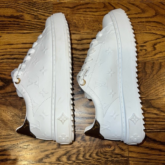 AUTHENTIC Louis Vuitton Time Out Sneaker worn 1x - Picture 4 of 8